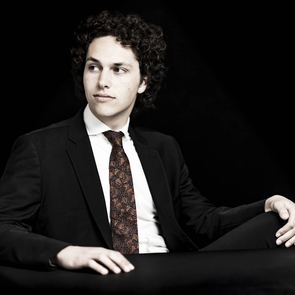 Nikola Meeuwsen | Bösendorfer Piano Series